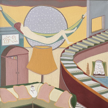 Einm enschliches Wesen in einer Hängematte in einem abstrahierten Raum mit Treooe , Lampe Kleiderkasten und einem runden Fenster im Hintergrund